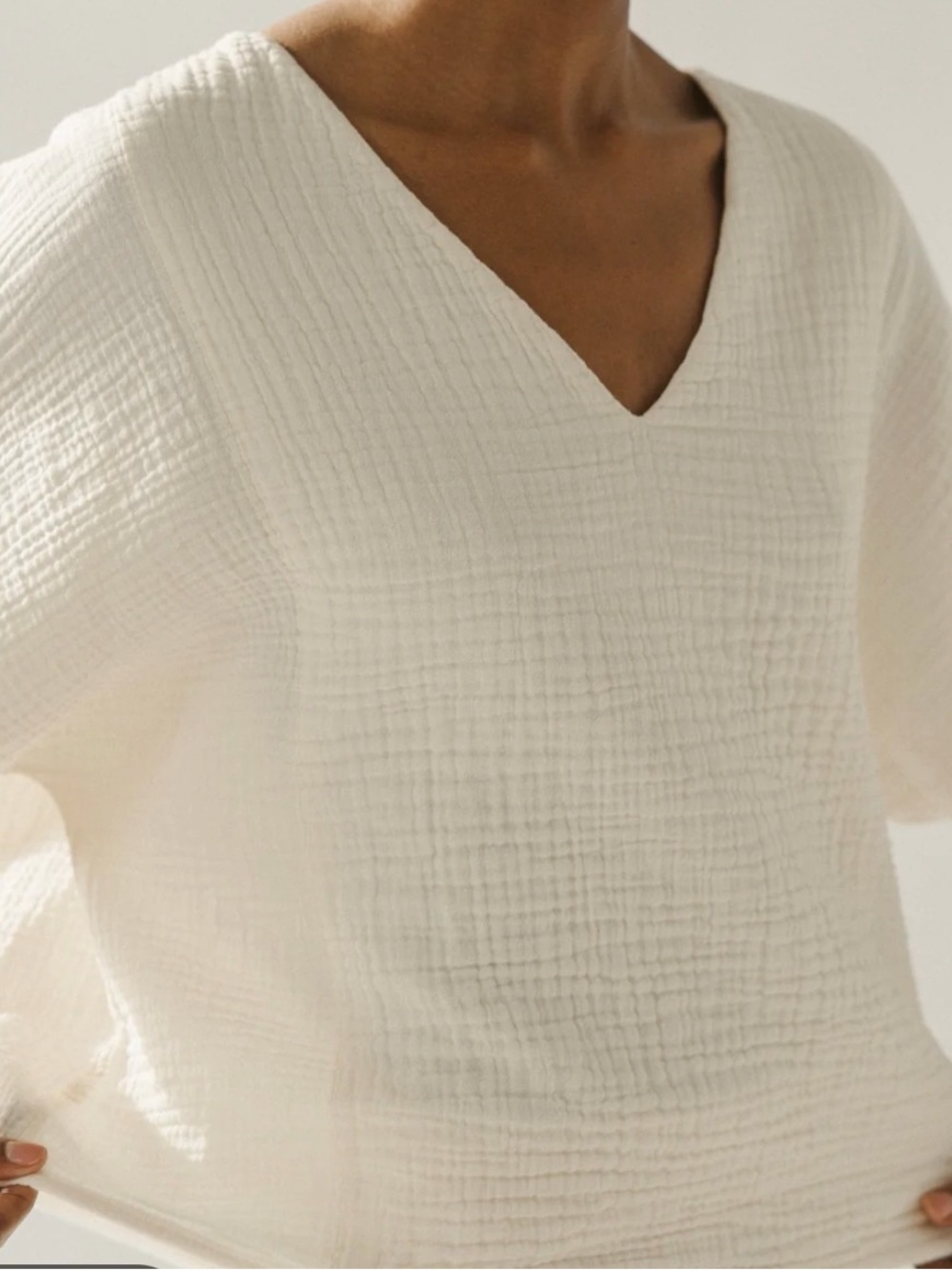 ✨ By Together Cream Woven Cotton Gauze V-Neck Top Sz S✨ - Picture 4 of 8